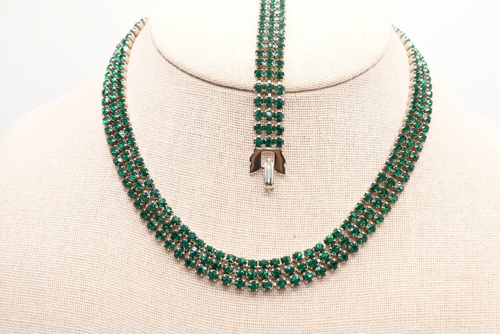 Vintage Green Rhinestone Necklace Bracelet Set Silver Tone Prong Set